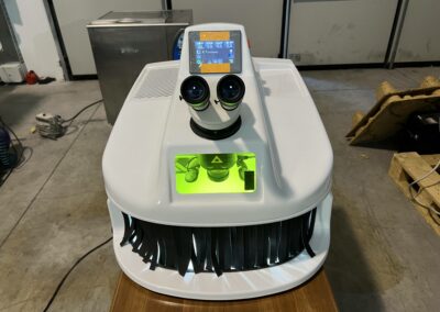 LASER DI SALDATURA DA BANCO