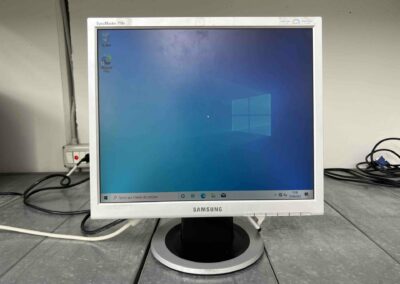 MONITOR SAMSUNG SyncMaster 710N