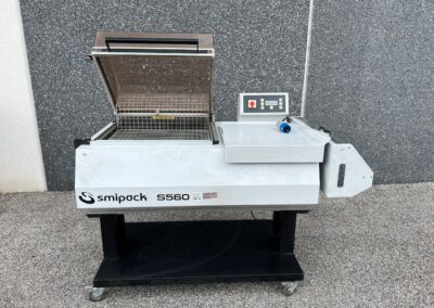 CONFEZIONATRICE ANGOLARE A CAMPANA SMIPACK S560