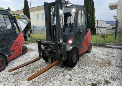 CARRELLO ELEVATORE LINDE H30D