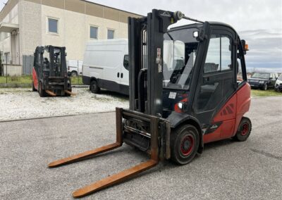 CARRELLO ELEVATORE LINDE H30D